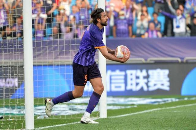 华体会体育下载-【中超】孔帕尼奥破门阿兰首球 10人西海岸1比3天津