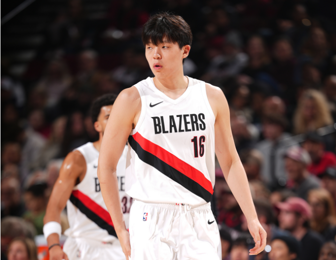 华体会体育官网-杨瀚森被召回遭弃用！开拓者大胜老鹰 夏普24+9格兰特复出16分